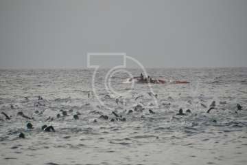 Ricardo Hernández y Raquel Aróstegui ganan con autoridad el XXVII Triatlón de Salinetas (Foto TA)